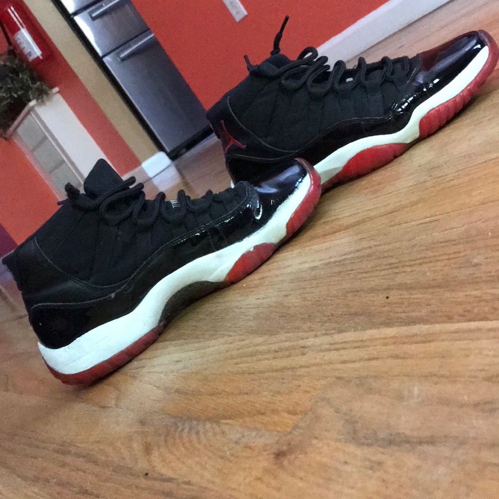 Air Jordan 11 Retro Bred